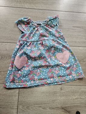 5/20$🩷Child of Mine by Carter's Baby Girl Floral Dress Hearts Pockets 3-6 M🩷